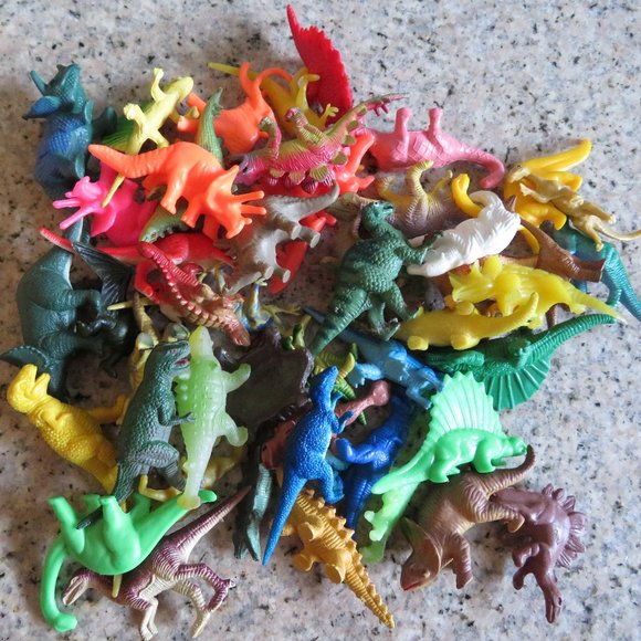 LOT of 48 DINOSAURS Carnivores Herbivores (125V) - Picture 1 of 2